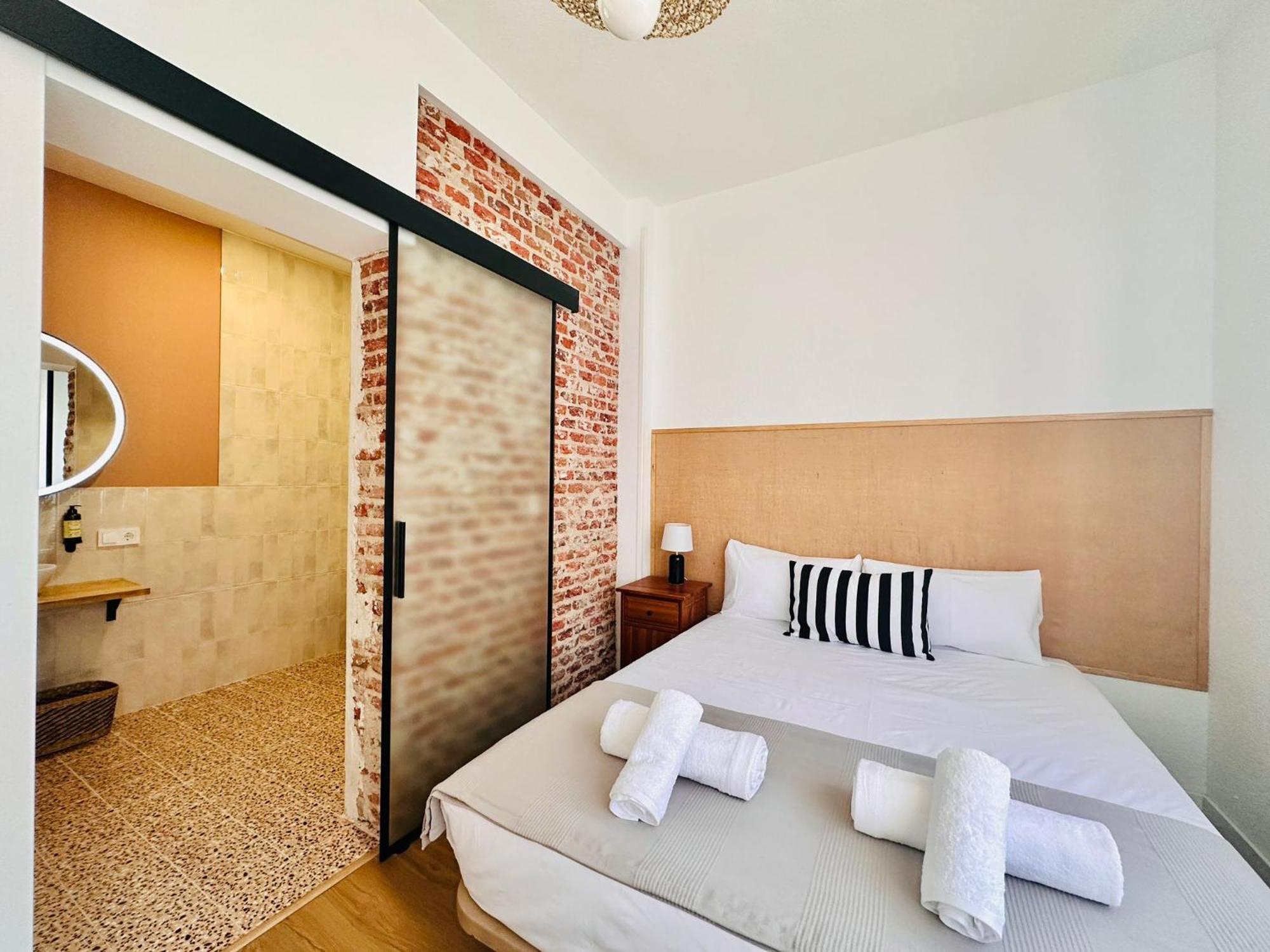 Autentic Boutique Moncloa Madrid Buitenkant foto