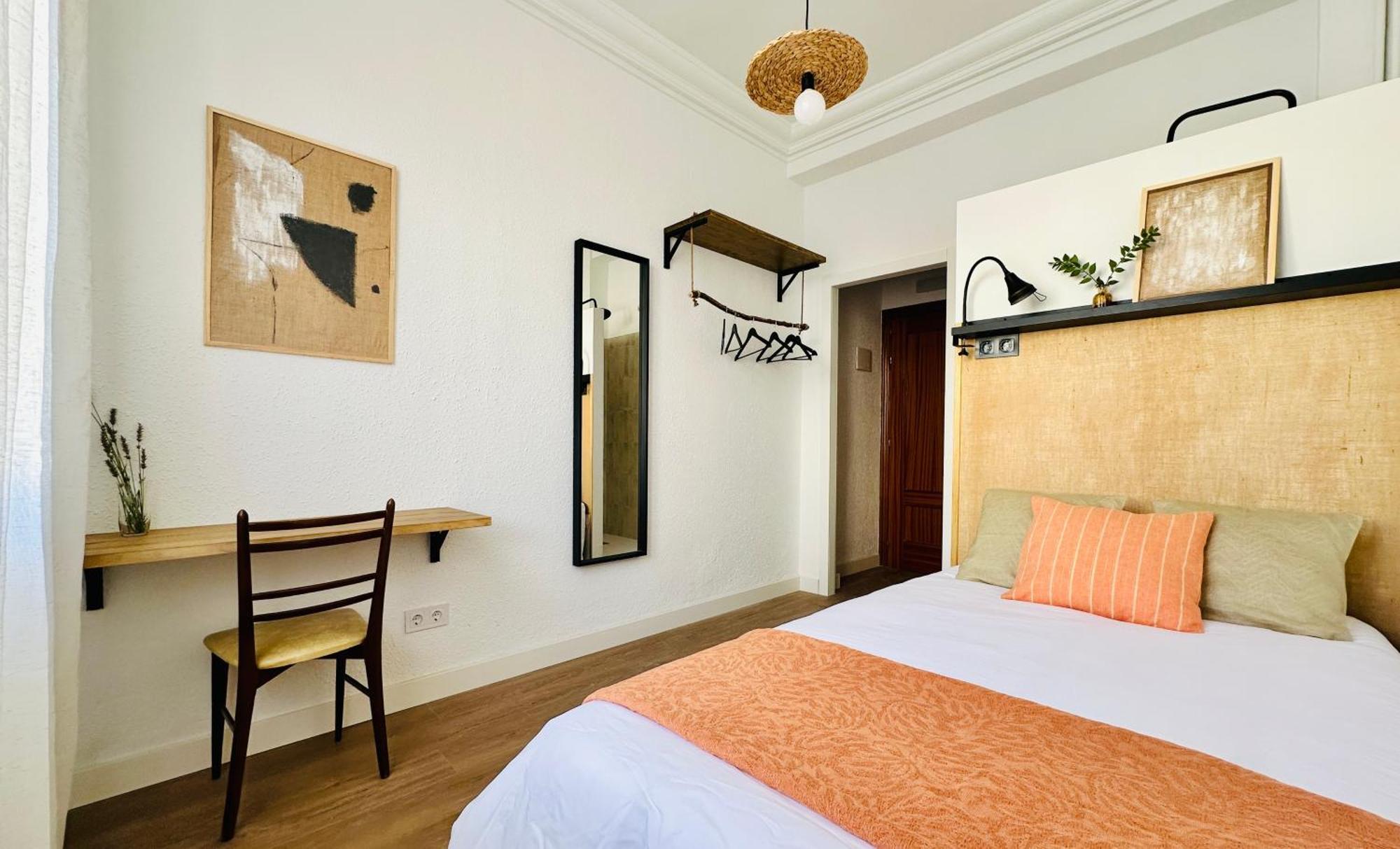 Autentic Boutique Moncloa Madrid Buitenkant foto