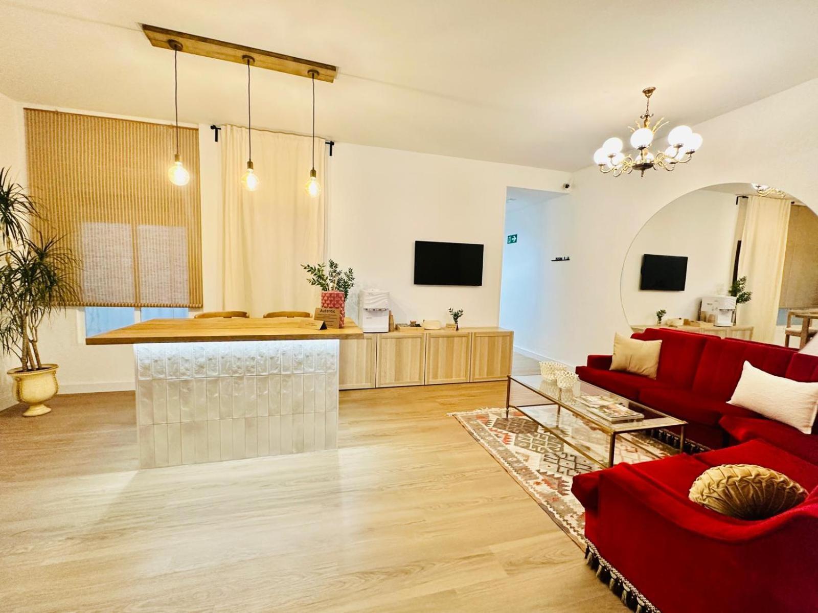 Autentic Boutique Moncloa Madrid Buitenkant foto
