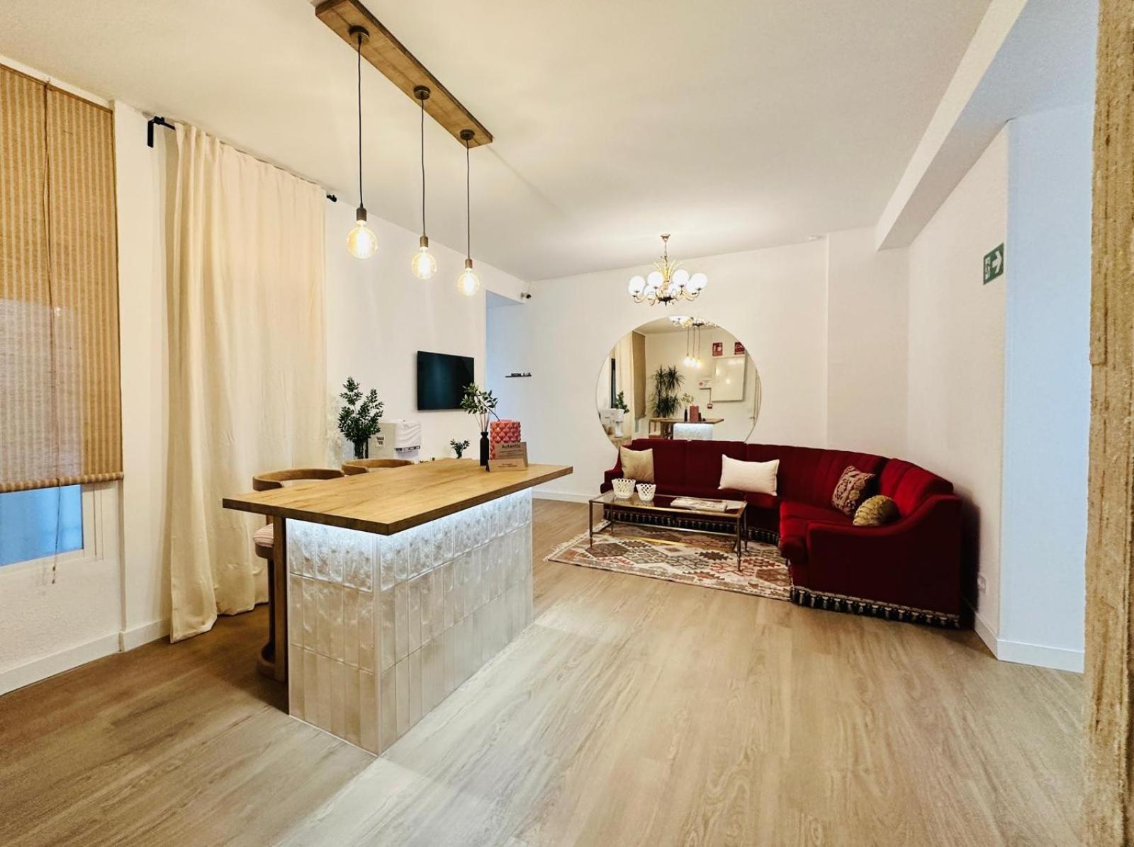 Autentic Boutique Moncloa Madrid Buitenkant foto