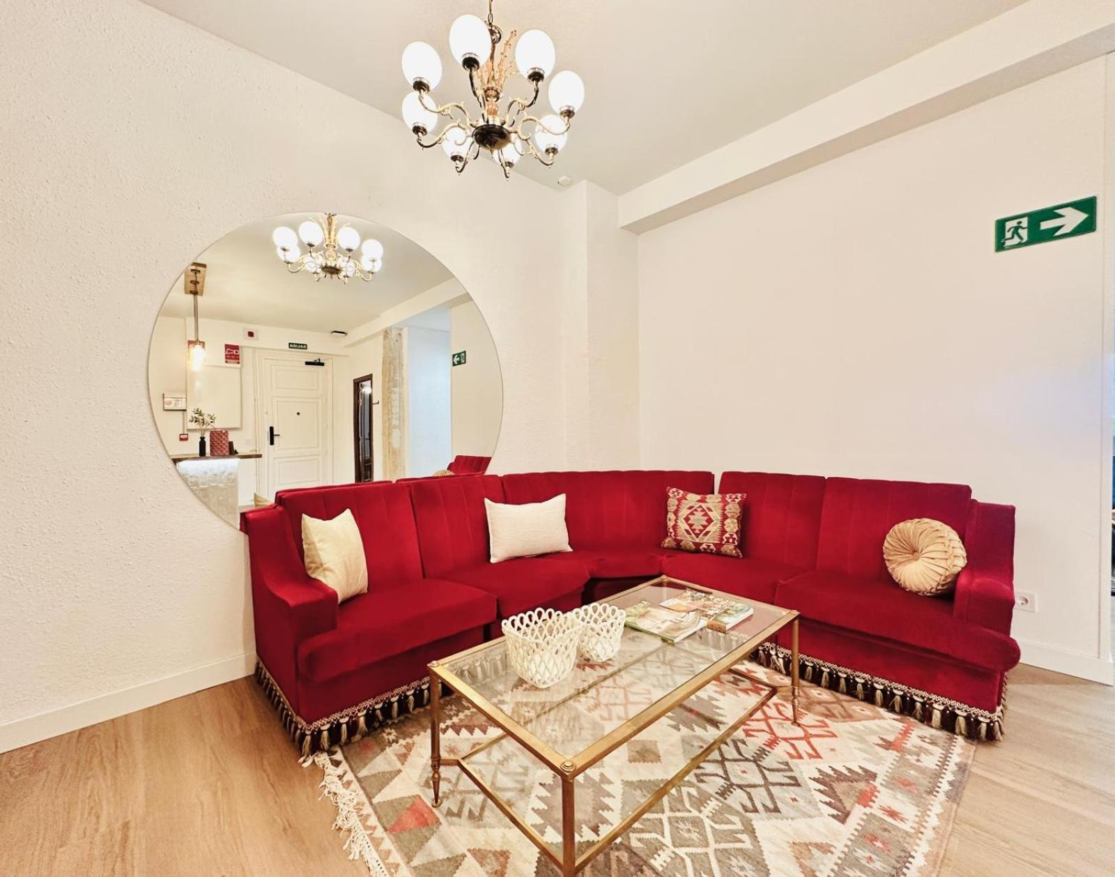Autentic Boutique Moncloa Madrid Buitenkant foto
